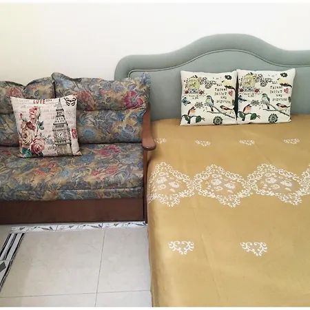Apartment Residencial Jardines Del Armenime